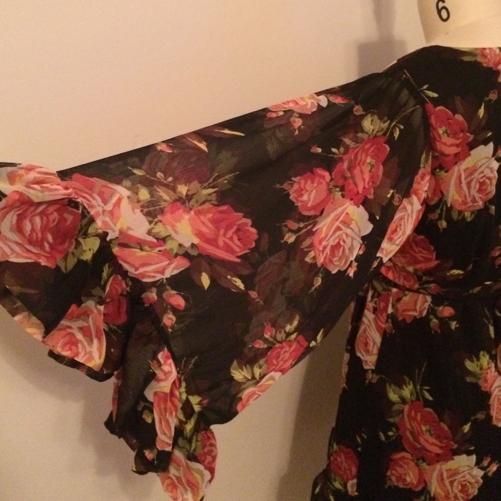 Betsey Johnson boho sleeve dress - Picture 3 of 4